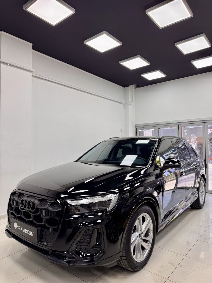 Audi Q7 S-Line 
