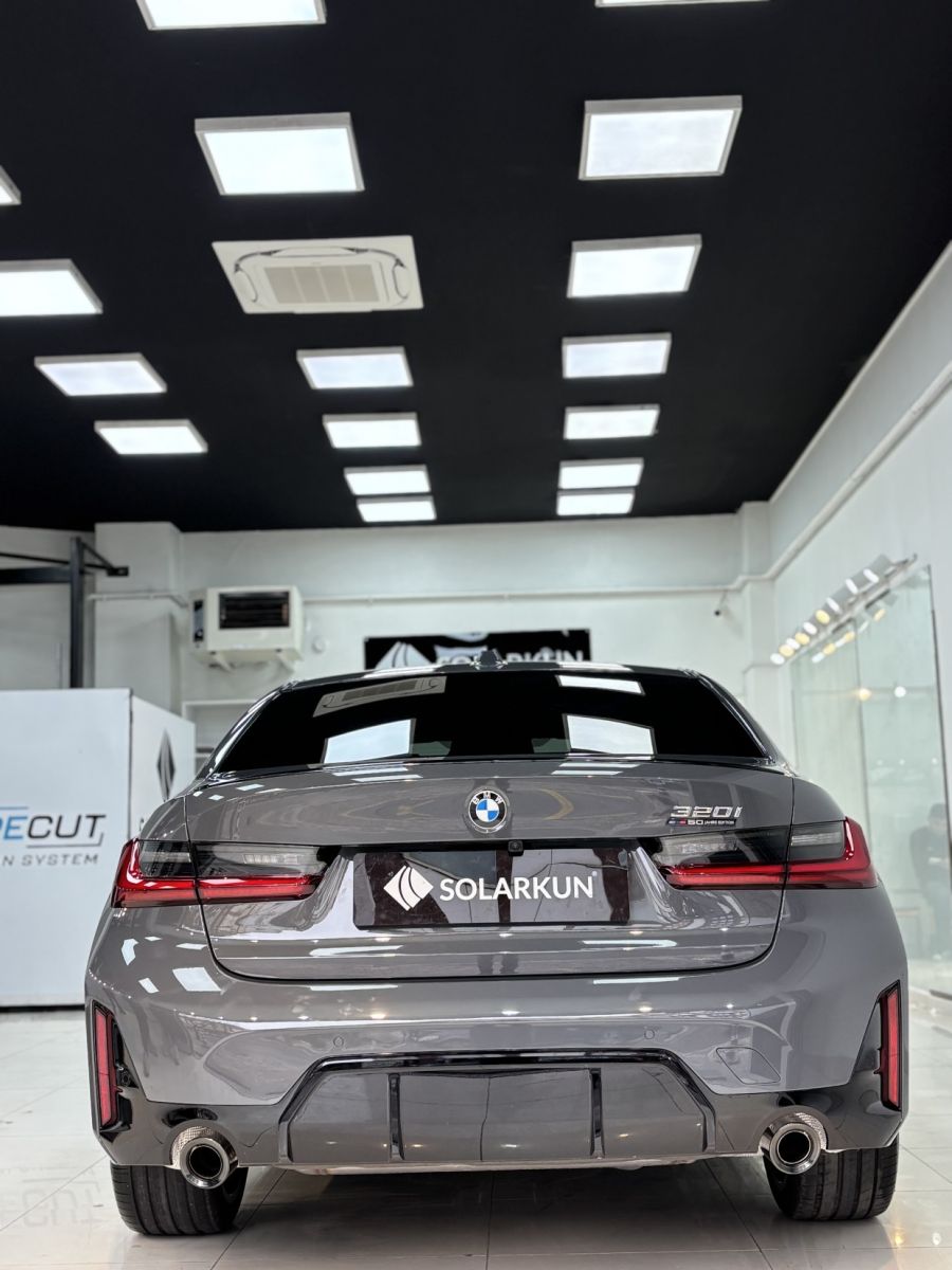 BMW 320i 50th Jahre 