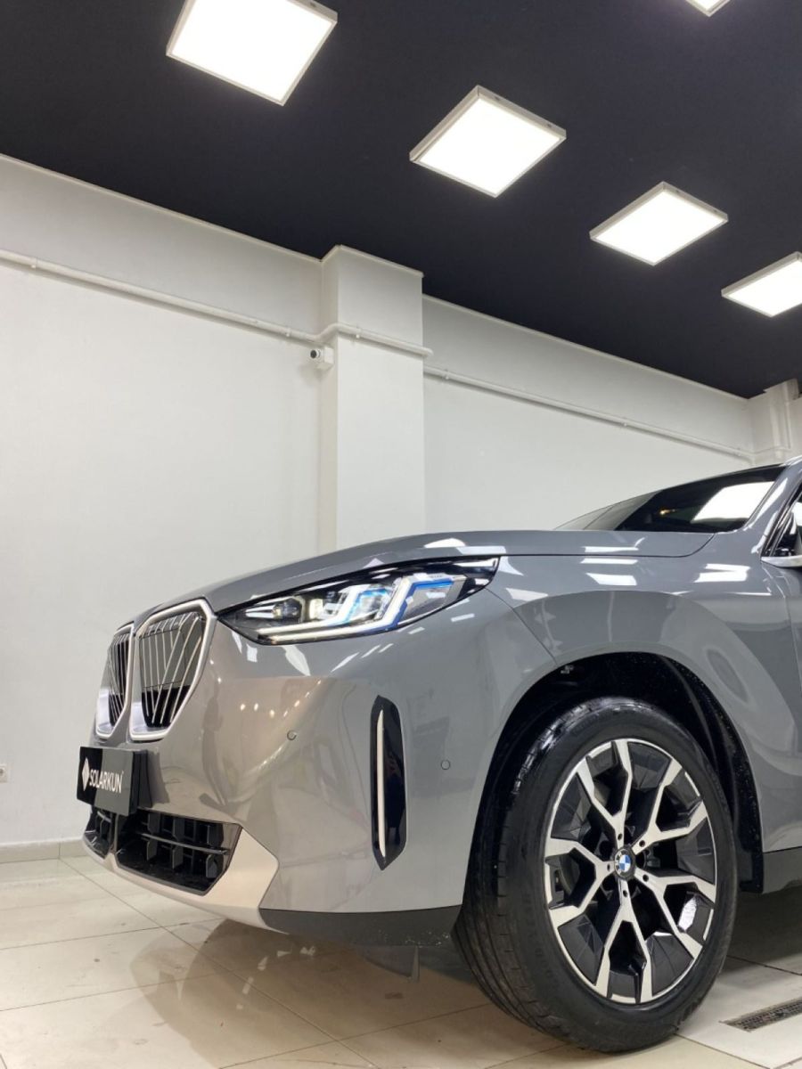BMW X320 