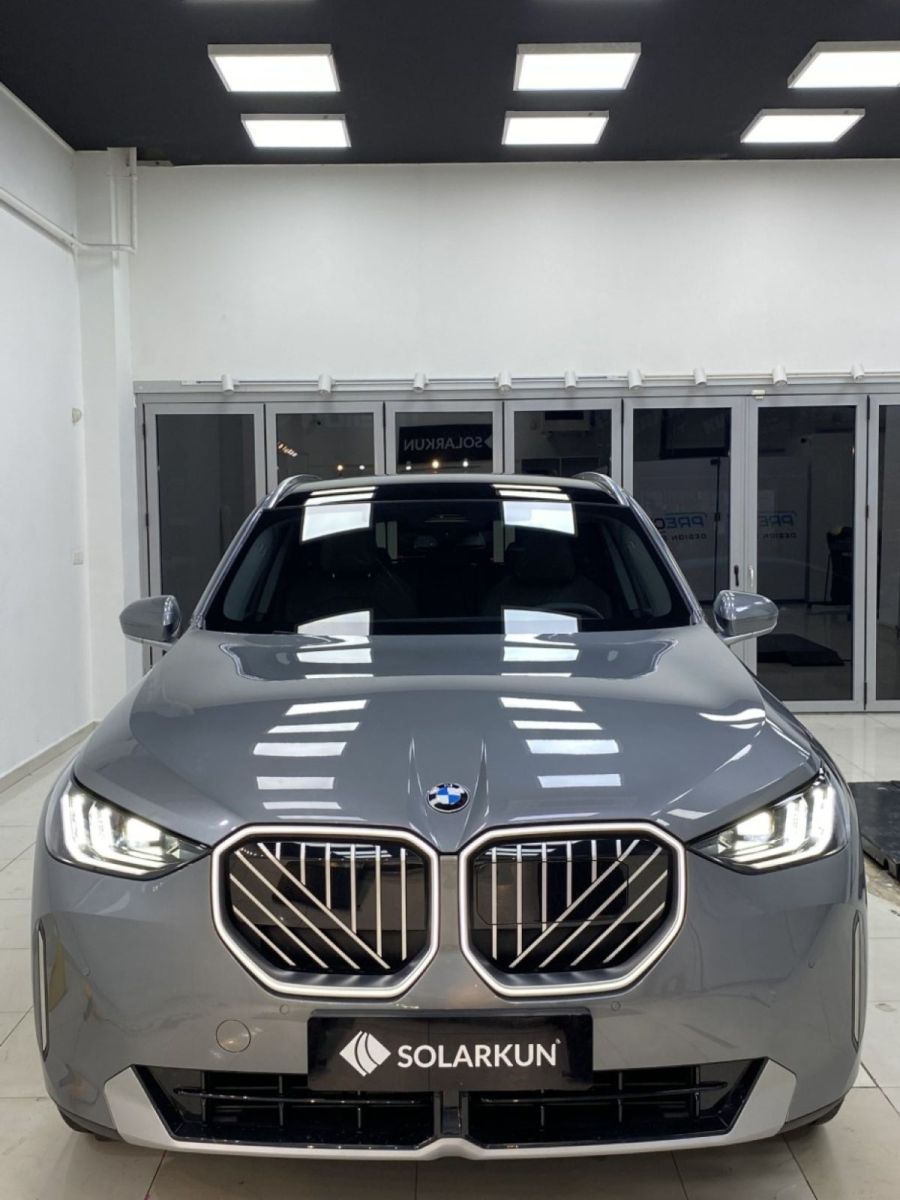 BMW X320 