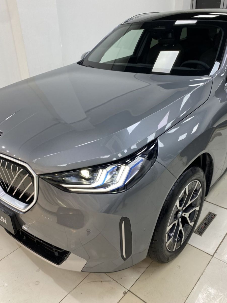BMW X320 