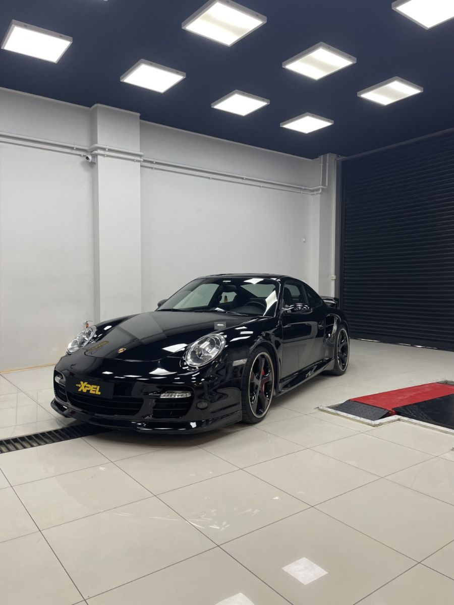 Porsche 911 Turbo 