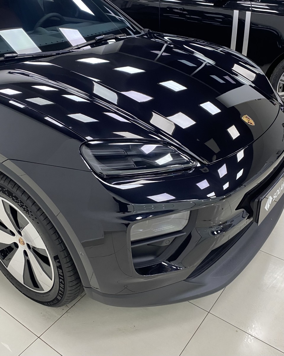 Porsche Macan 4