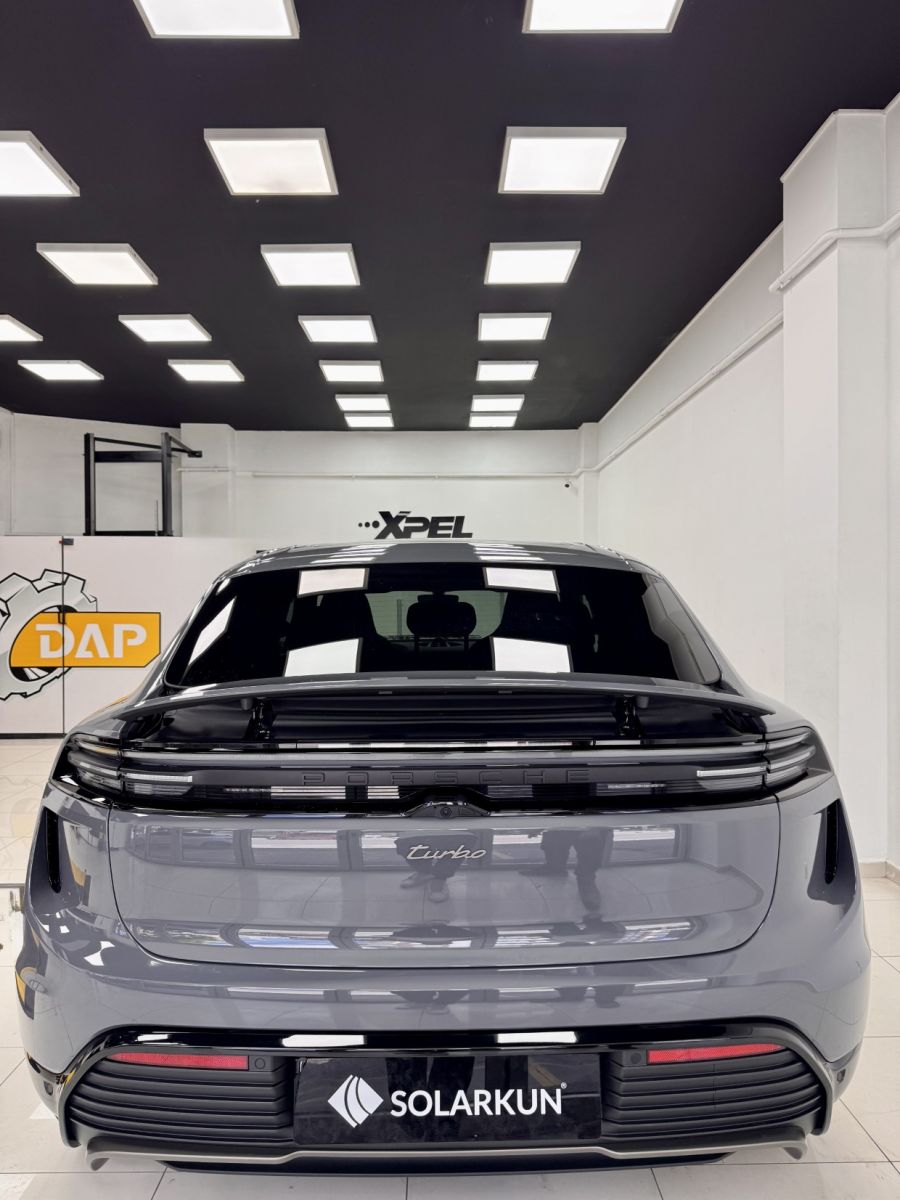 Macan Turbo Electric