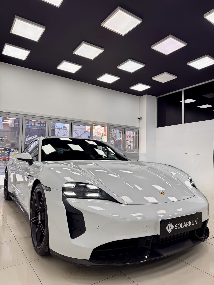 Taycan Turbo S 