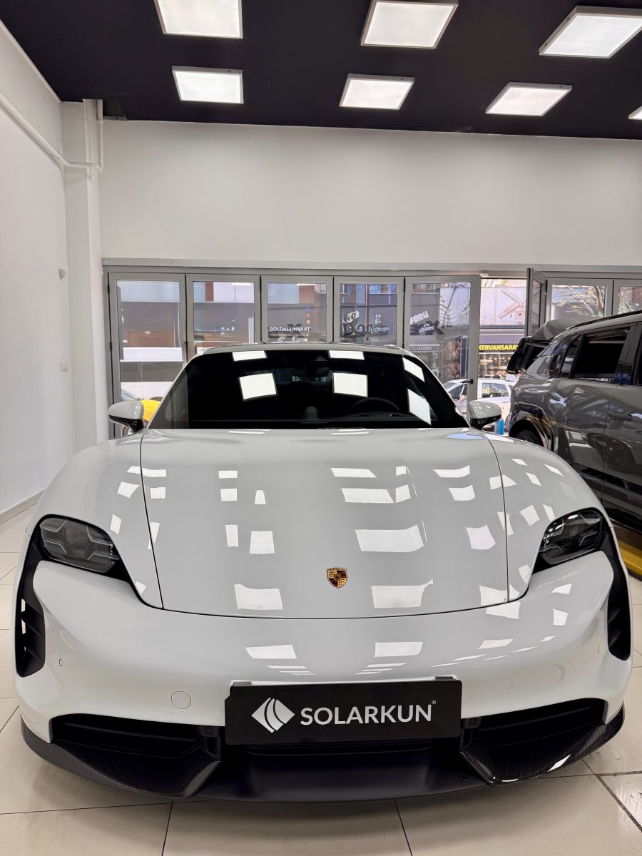 Taycan Turbo S 