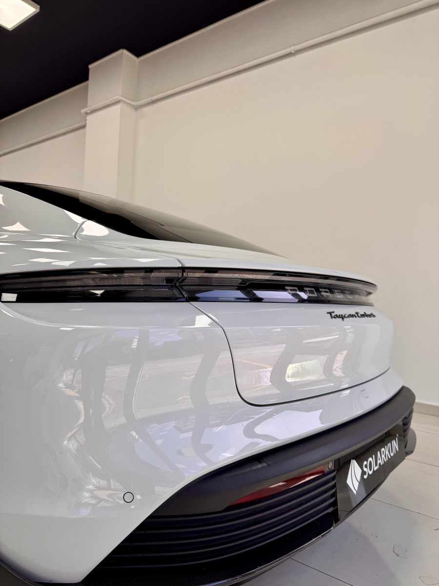 Taycan Turbo S 