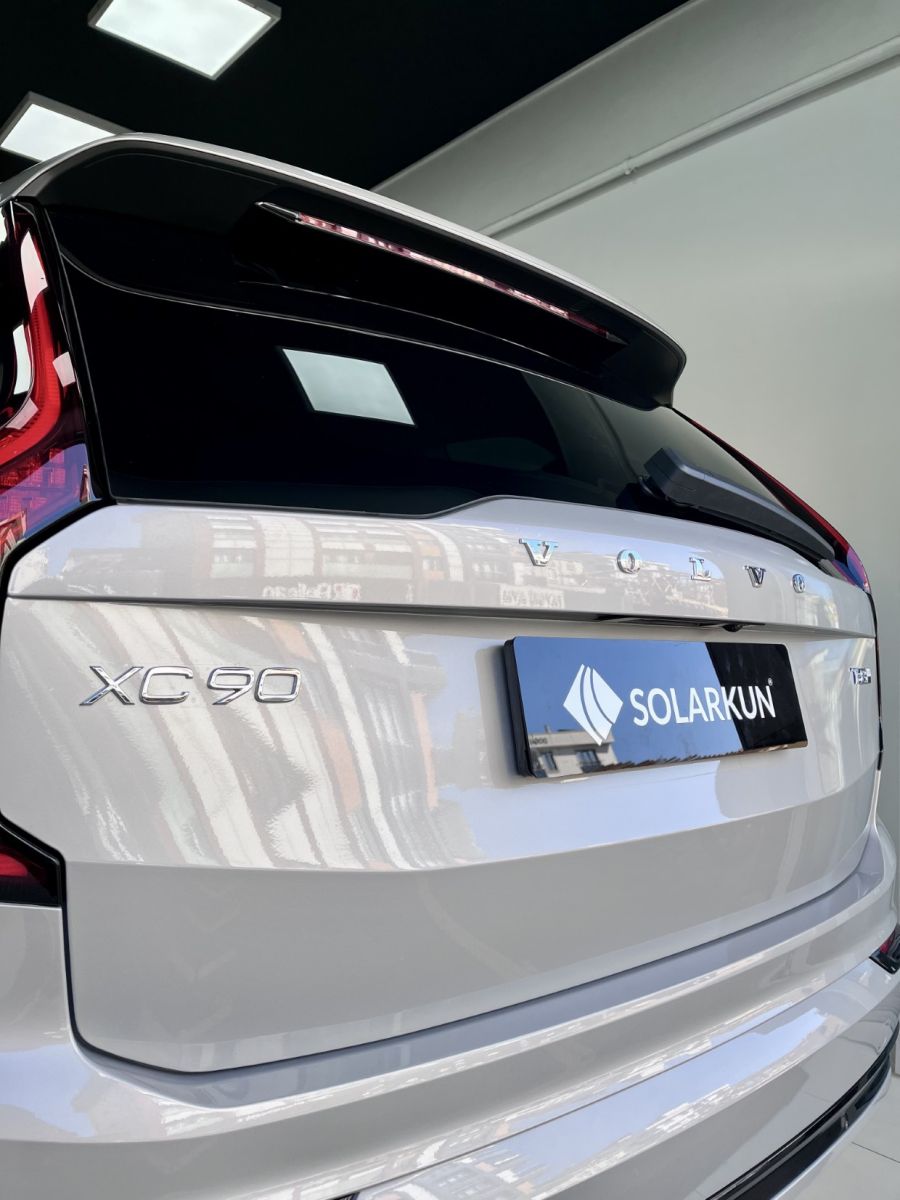 Volvo XC90 T8 