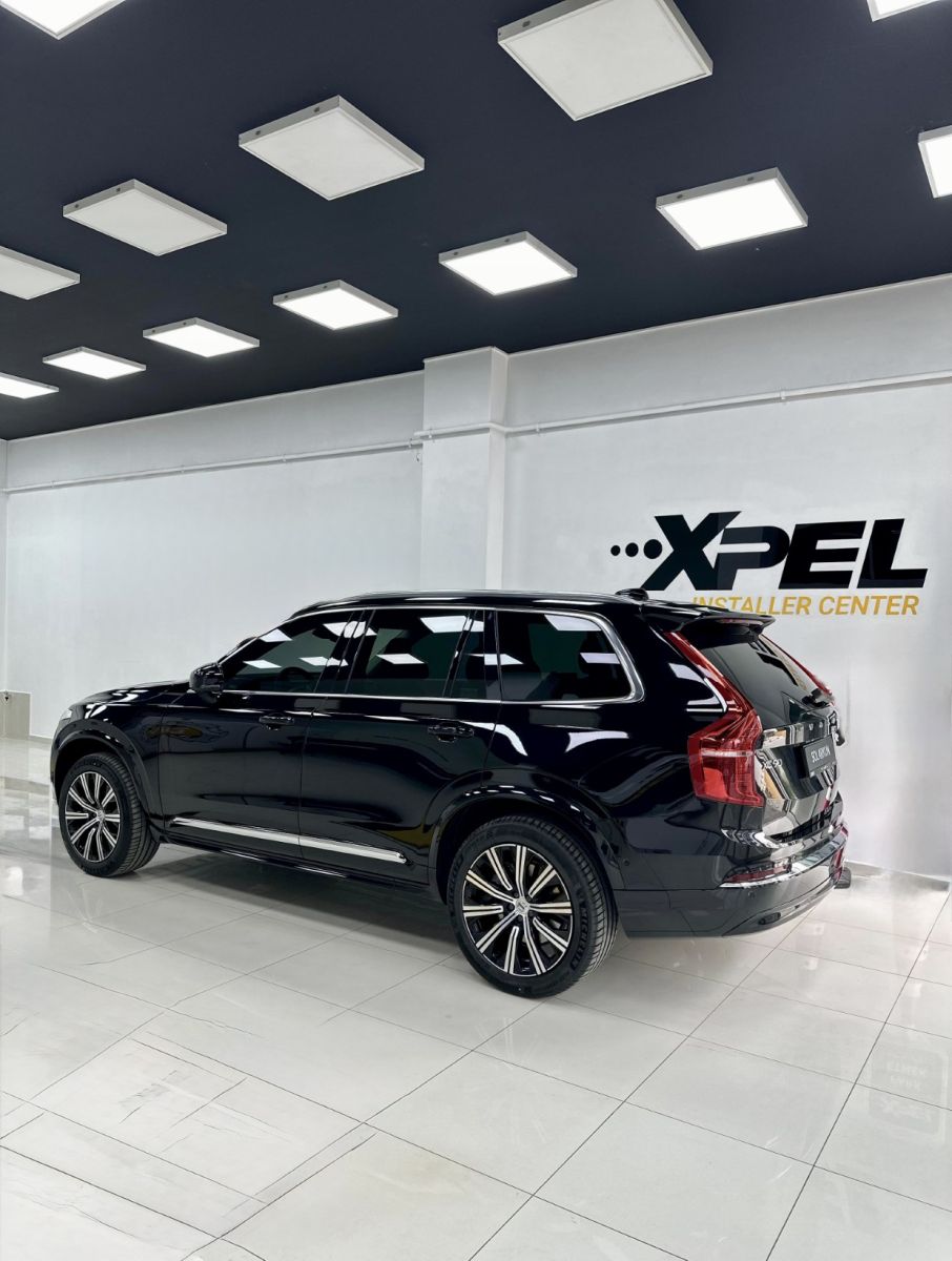 Volvo XC90 B5 